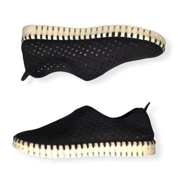 Ilse Jacobsen Tulip 139 Sneaker in Black. - Picture 1 of 12